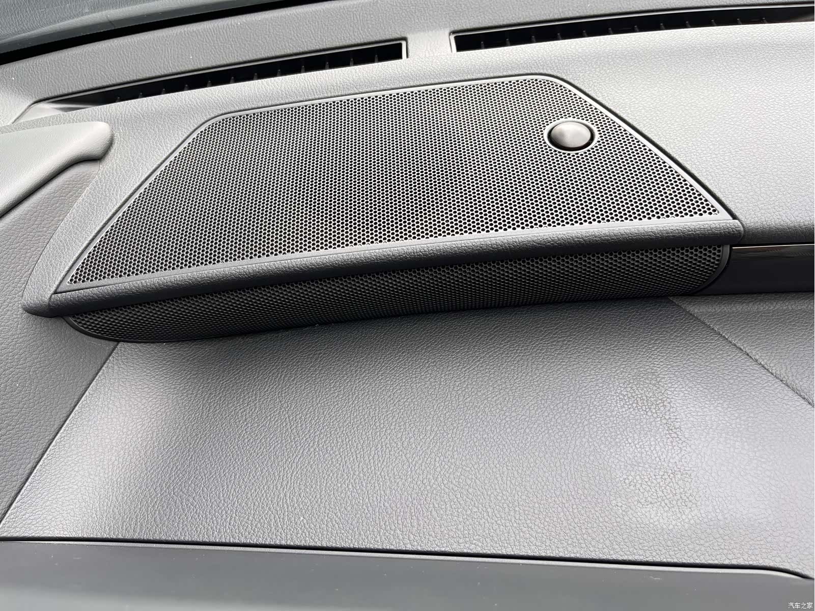Lexus ES, 2022 31