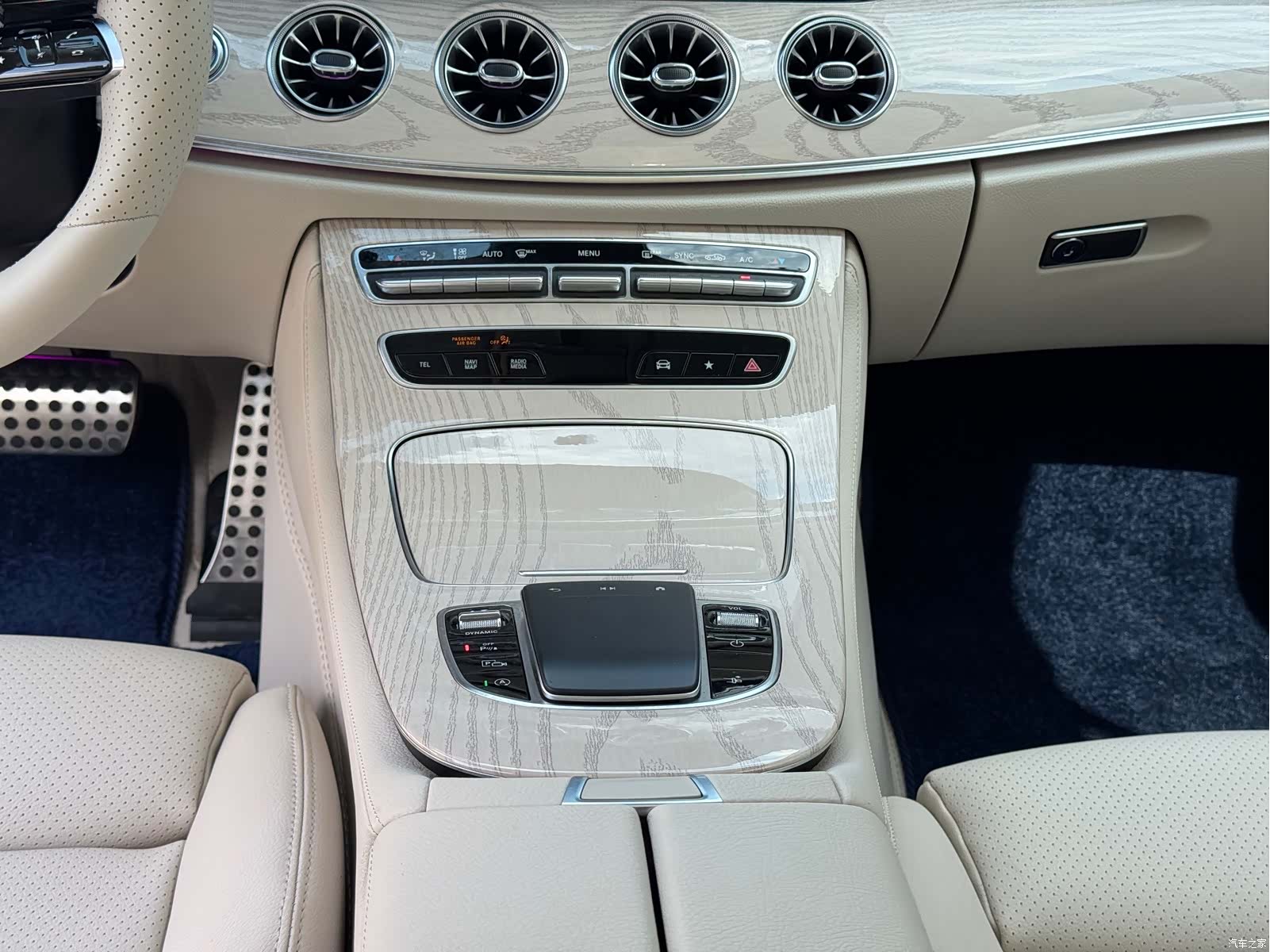 Mercedes-Benz E-Class, 2021 16