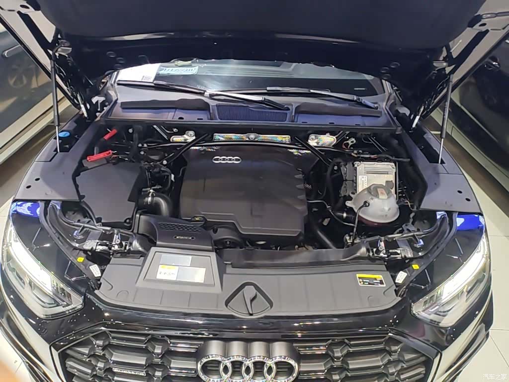 Audi Q5L, 2024 20