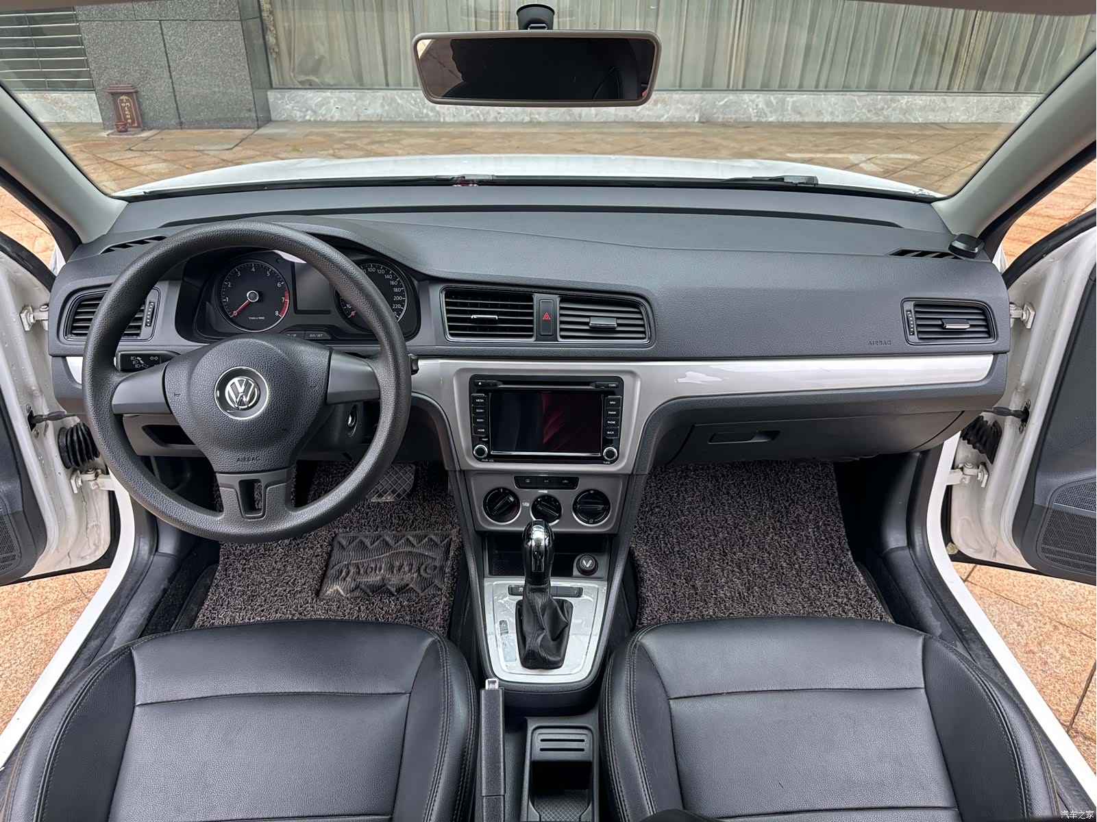 Volkswagen Lavida, 2016 все фото