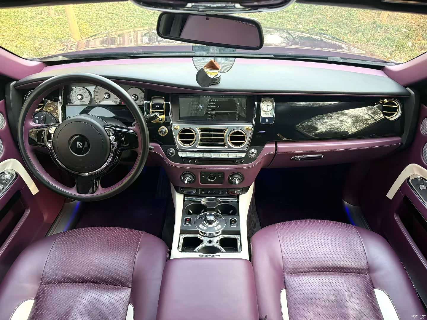 Rolls-Royce Ghost, 2011 6