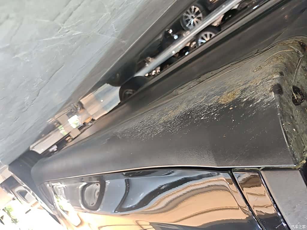 Tesla Model Y, 2023 22