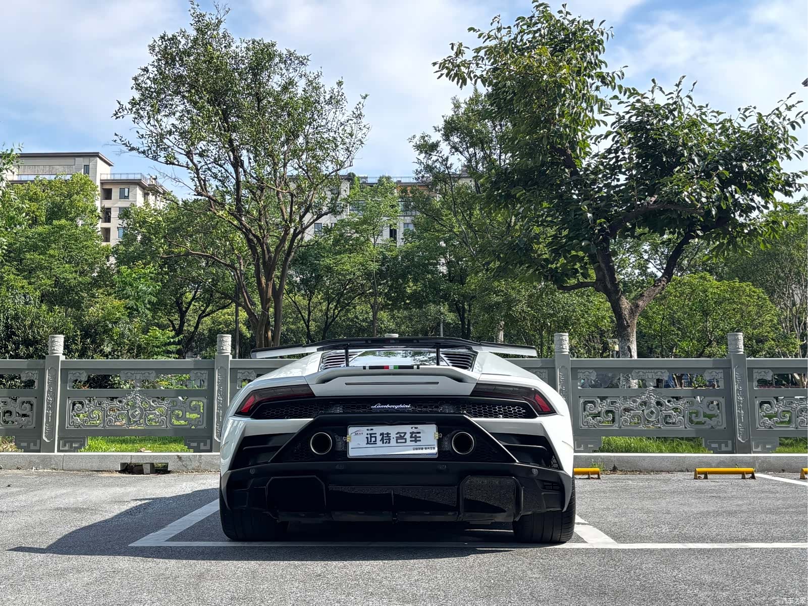 Lamborghini Huracán, 2021 все фото