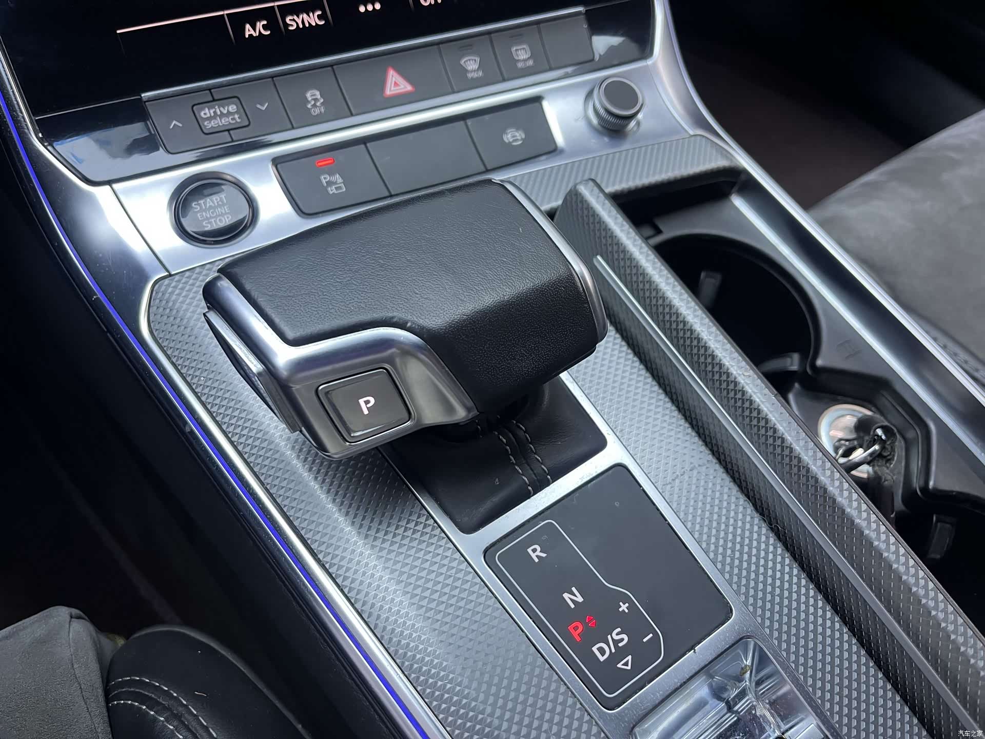 Audi A6L, 2021 11