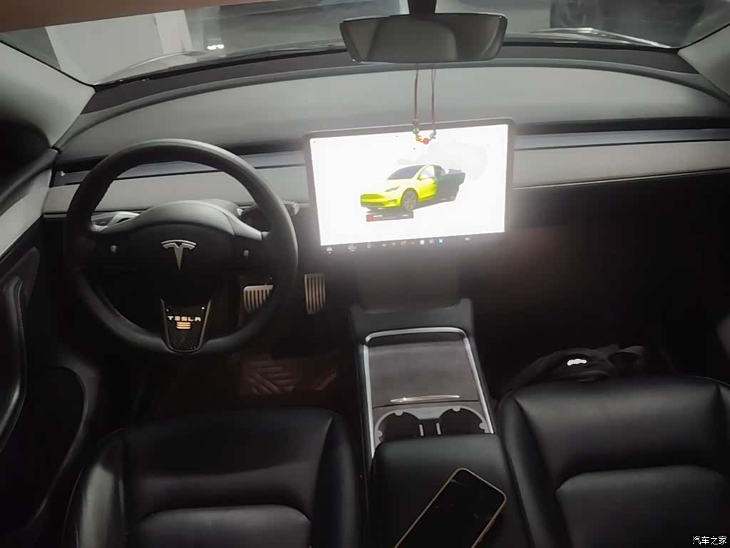 Tesla Model Y, 2023 10