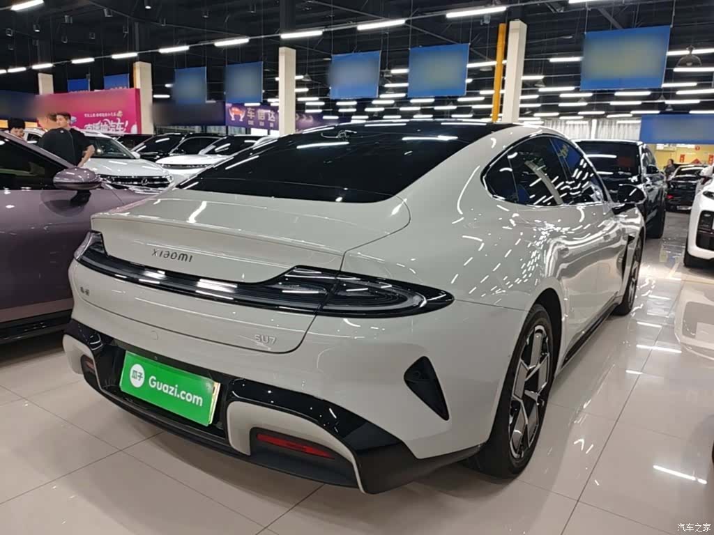 Xiaomi SU7, 2025 7