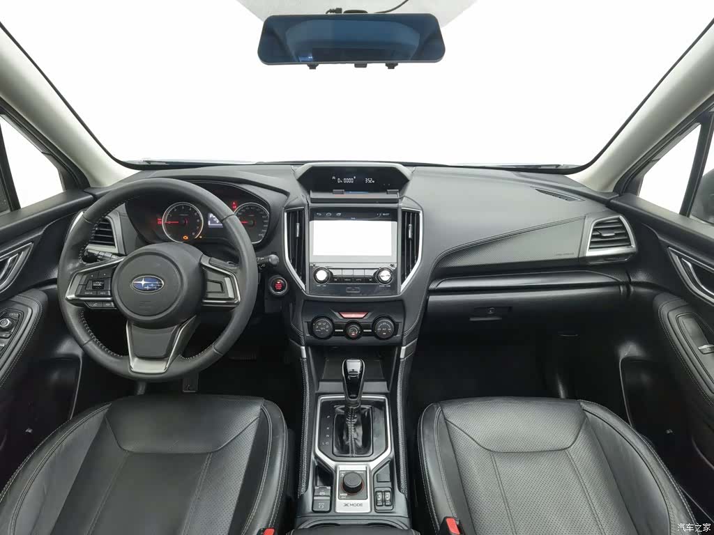 Subaru Forester, 2019 все фото