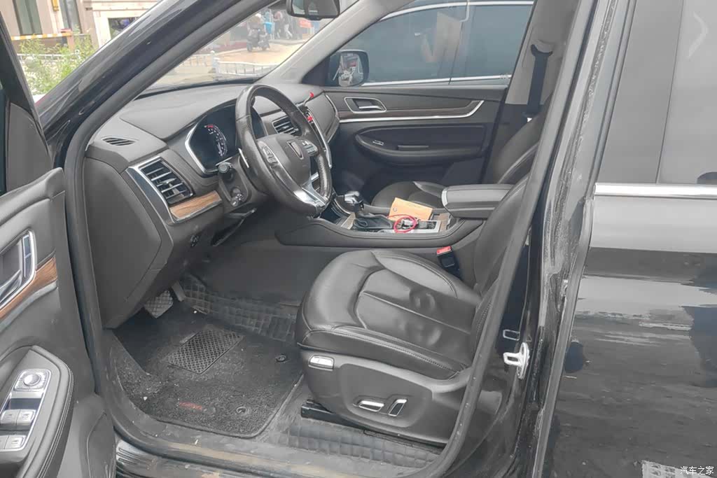 Roewe RX8, 2019 9