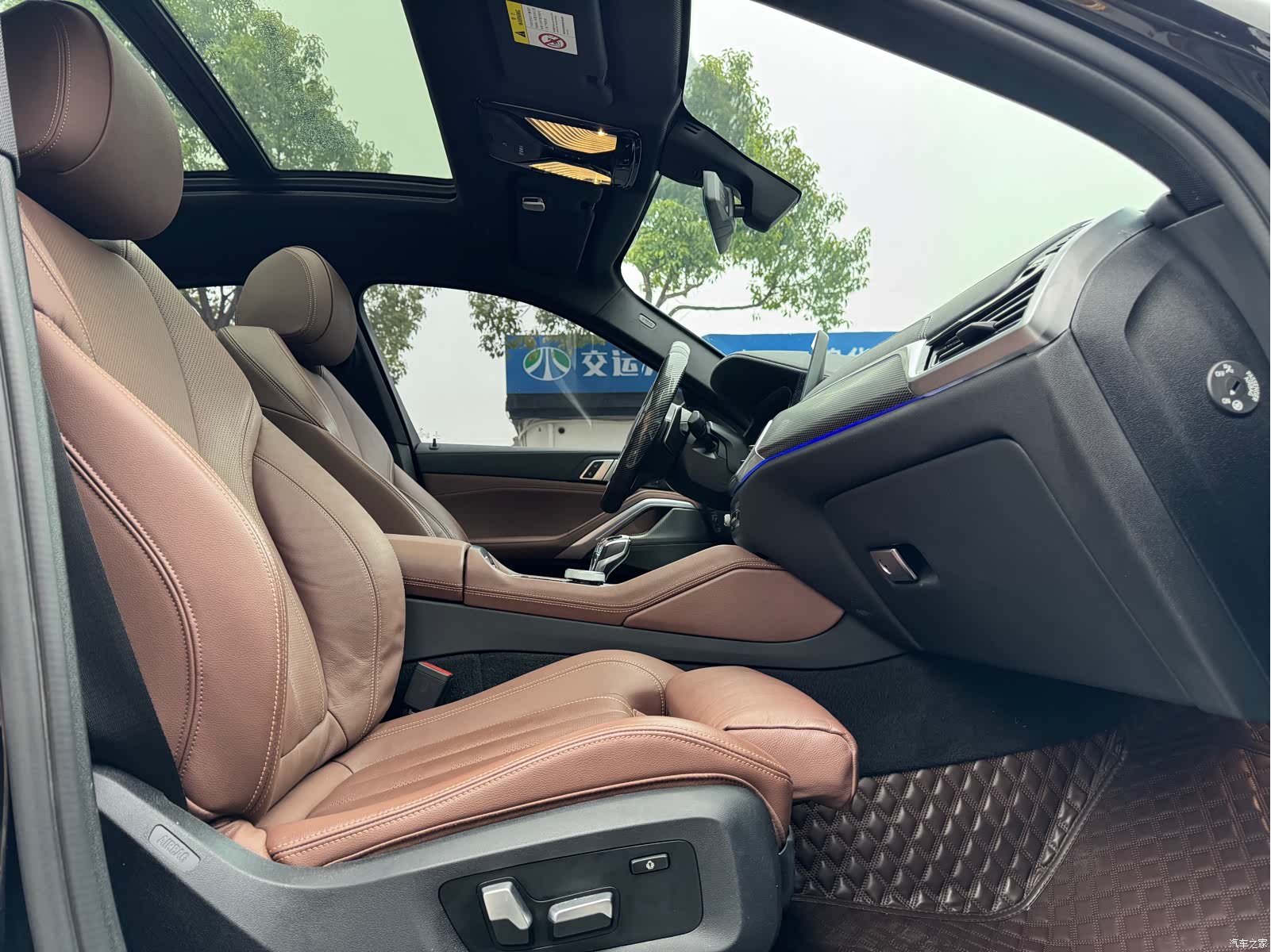 BMW X6, 2021 11
