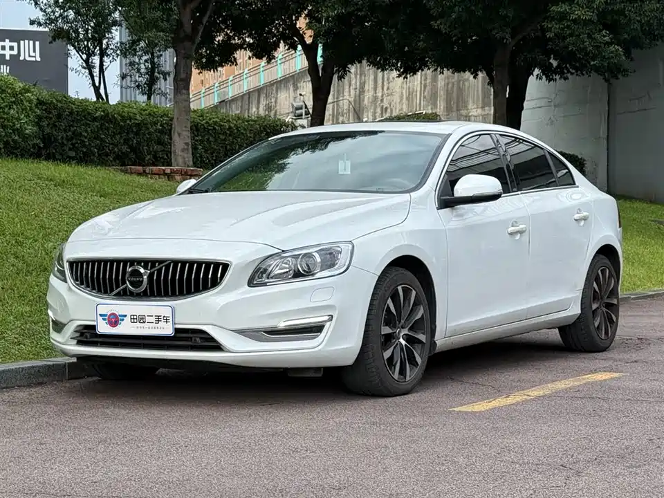 Volvo S60
