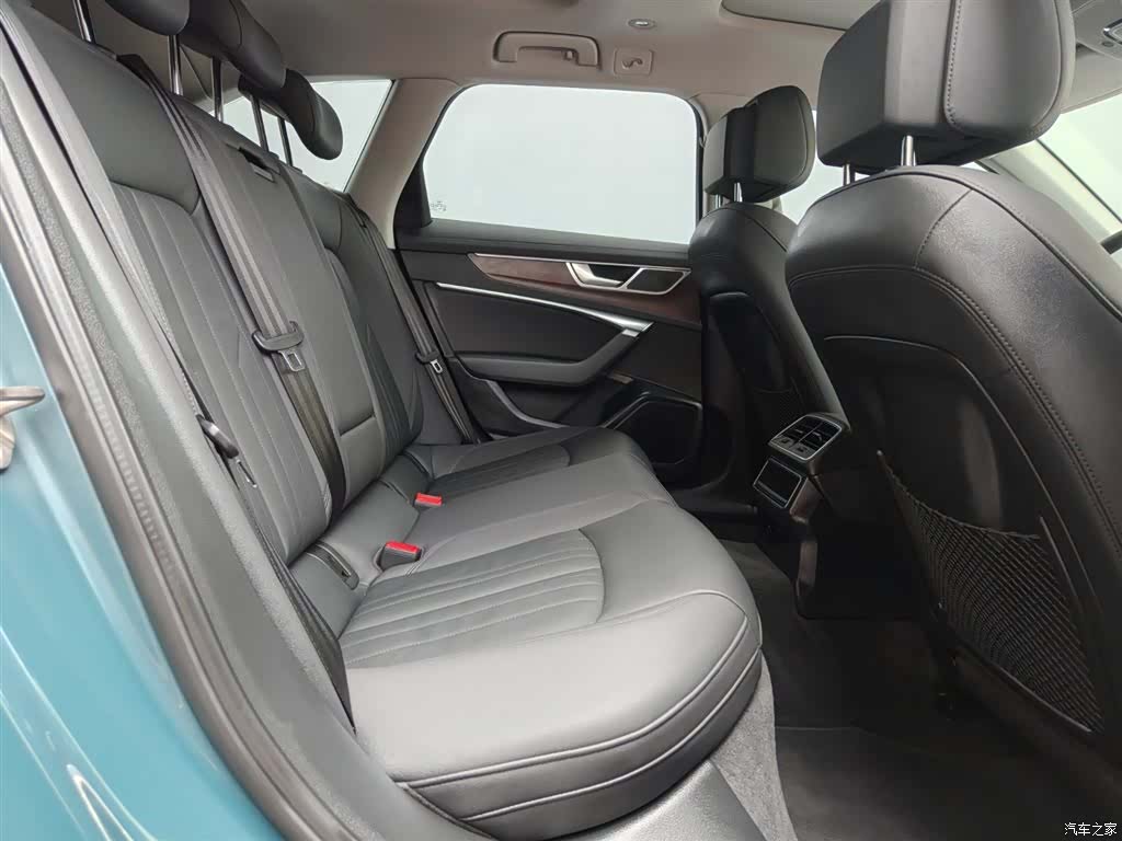 Audi A6, 2021 11