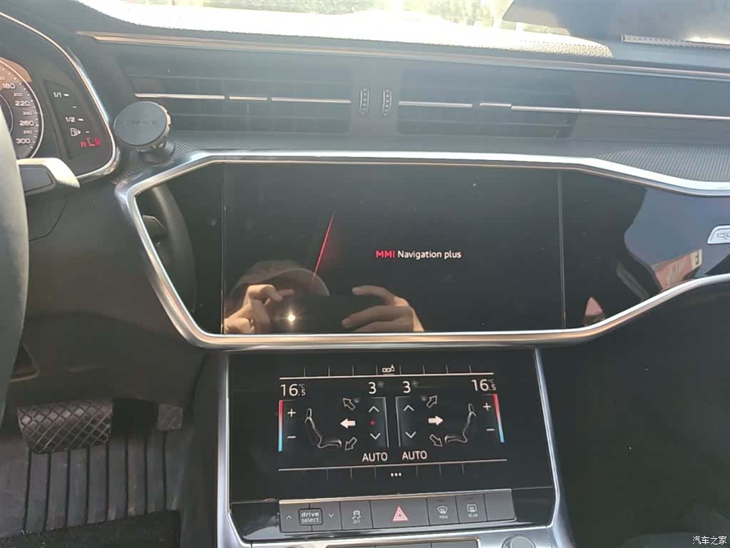 Audi A6L, 2019 13