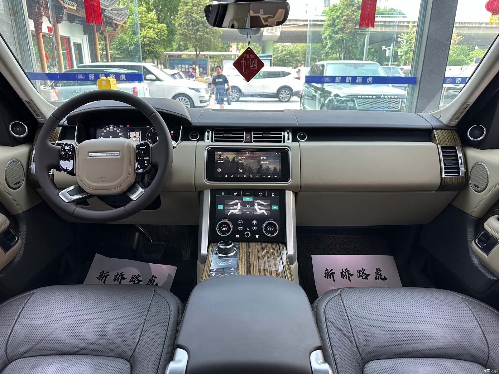 Land Rover Range Rover, 2019 все фото