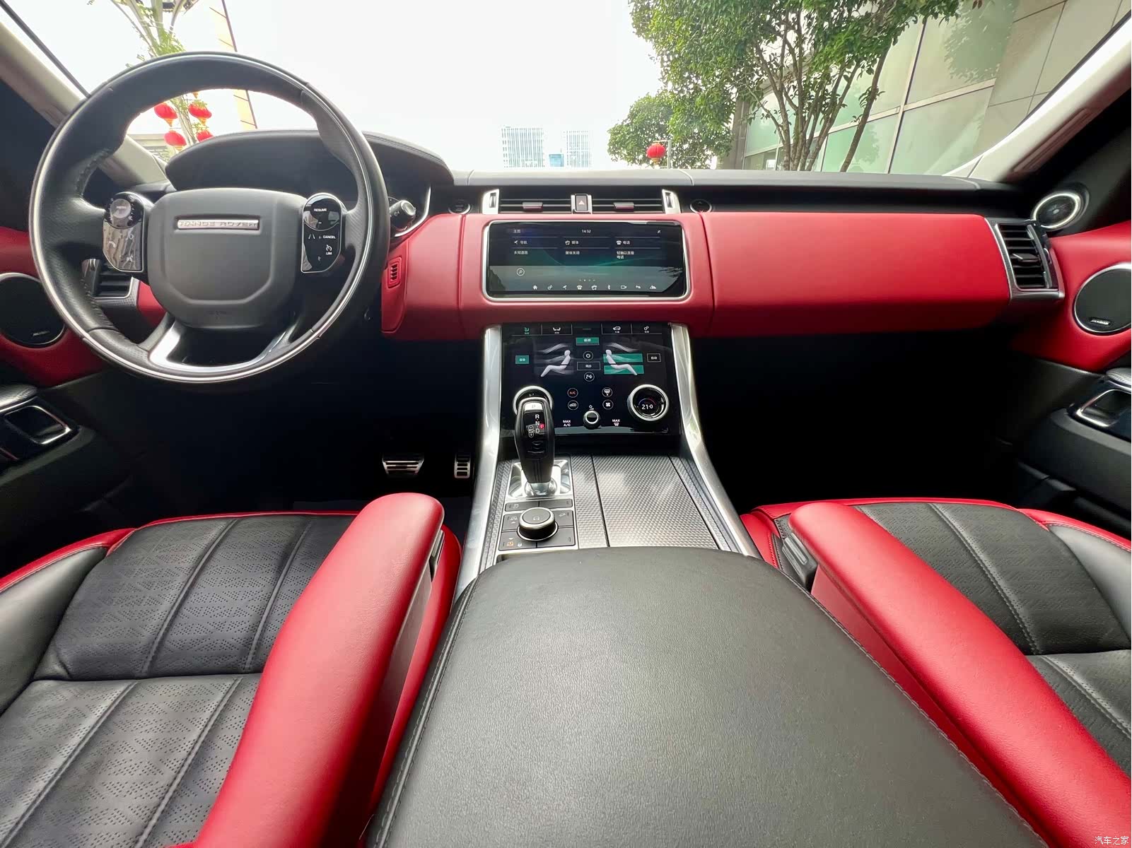 Land Rover Range Rover, 2020 25