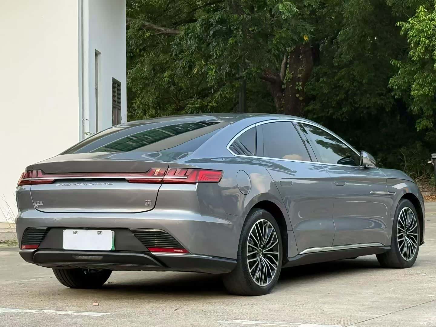 BYD Han, 2021 8