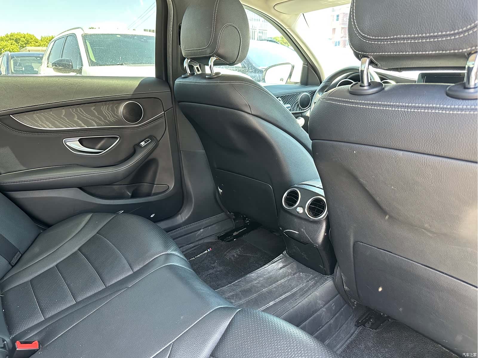 Mercedes-Benz C-Class, 2016 8