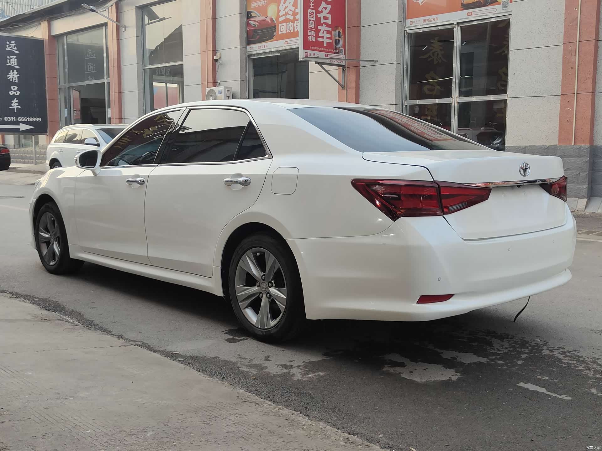 Toyota Crown, 2015 6