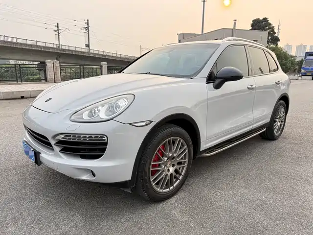 Porsche Cayenne 2013 — купить из Китая под заказ