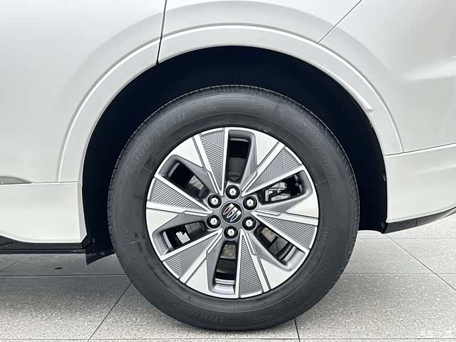Buick E5, 2023 16
