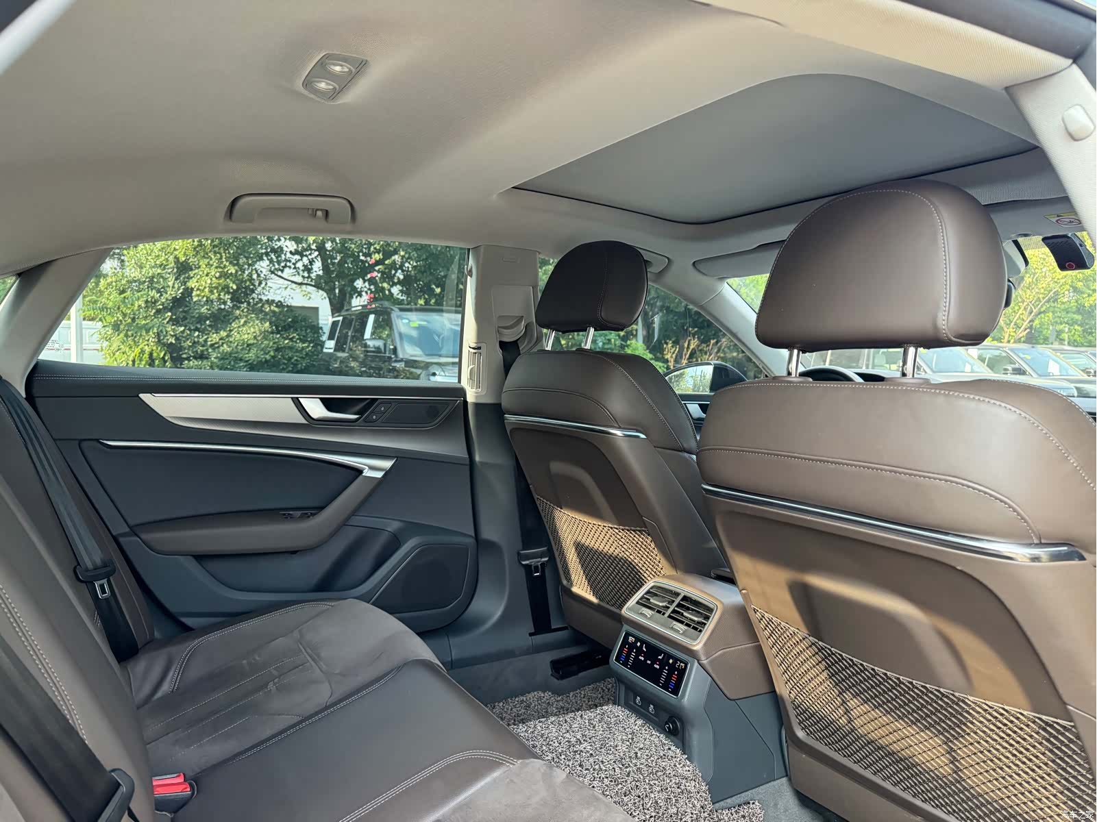 Audi A7L, 2023 18