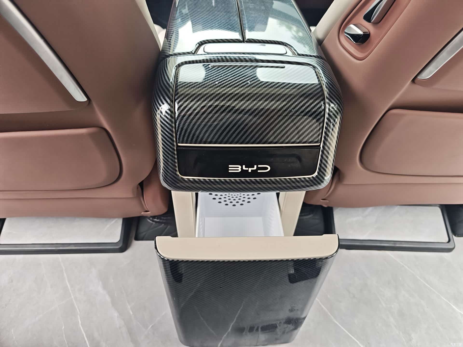 BYD Xia, 2025 15