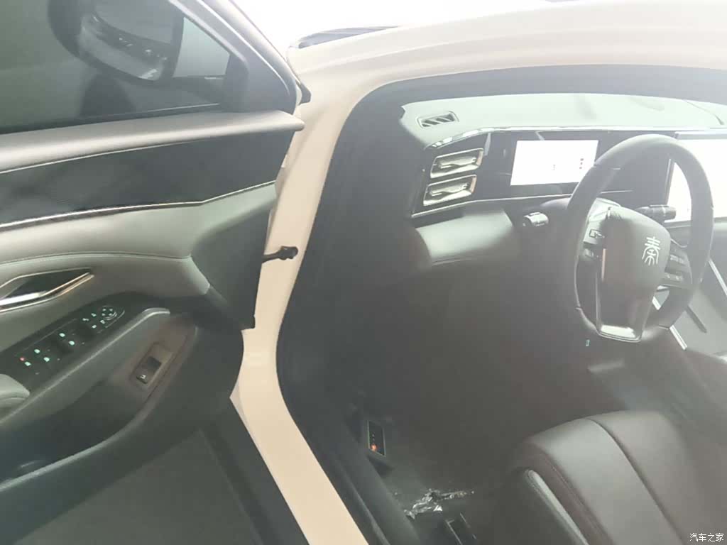 BYD Qin, 2025 16