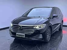 ��Ȼ 2022�� 380TSI ����