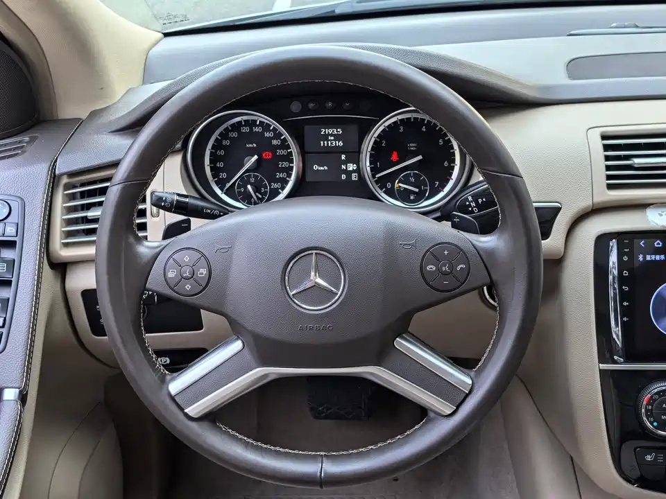 Mercedes-Benz R-class