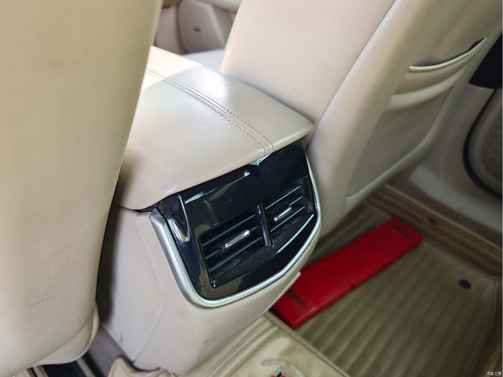 Cadillac XTS, 2016 12