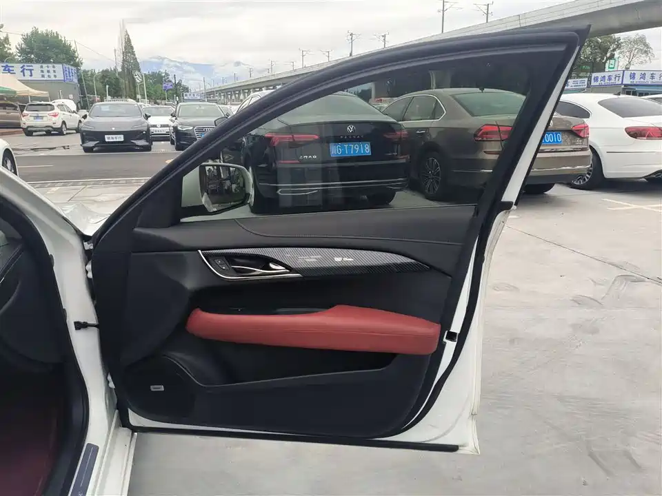 Cadillac ATS-L