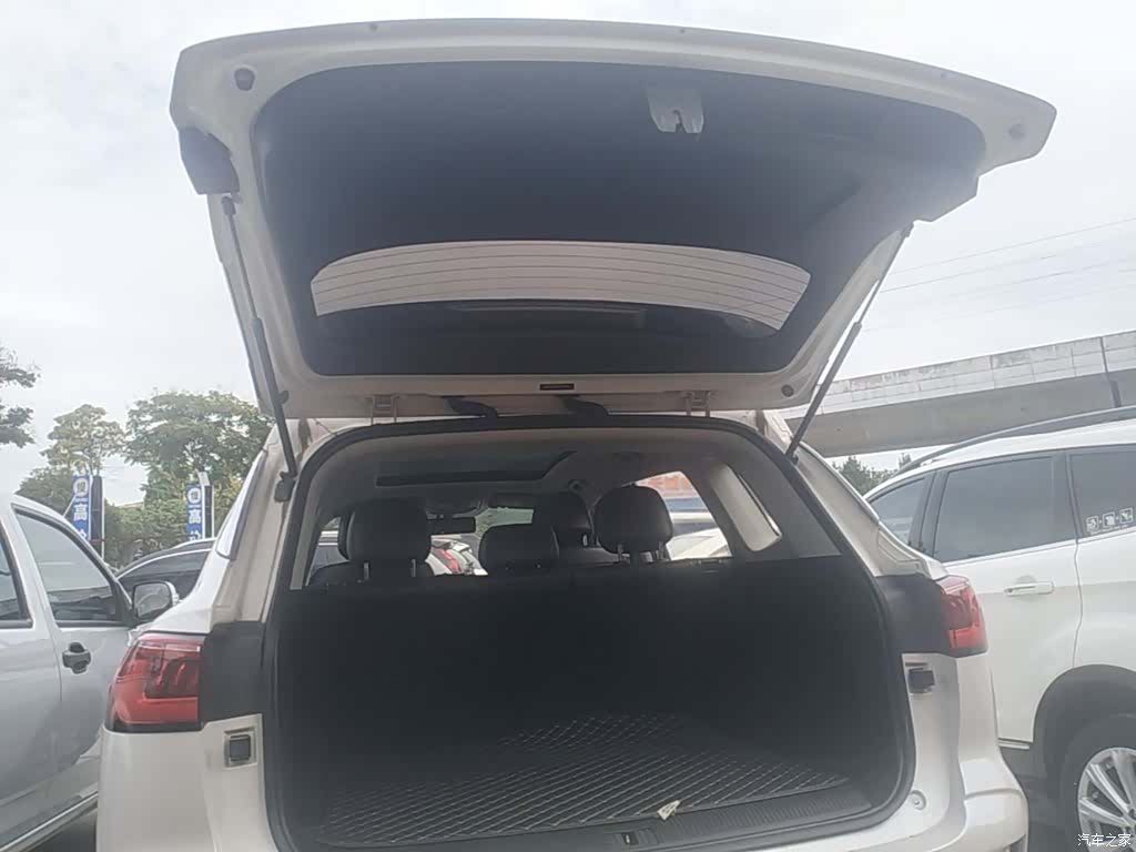 Roewe RX5, 2020 19
