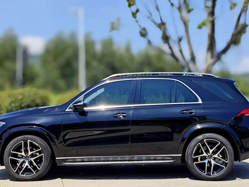 Mercedes-Benz GLE Mercedes-Benz GLE