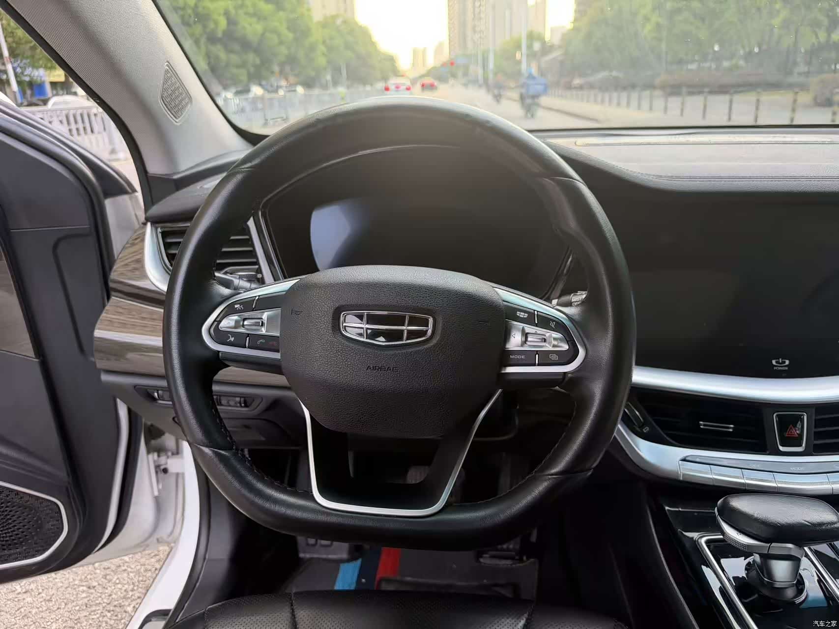 Geely +, 2021 21