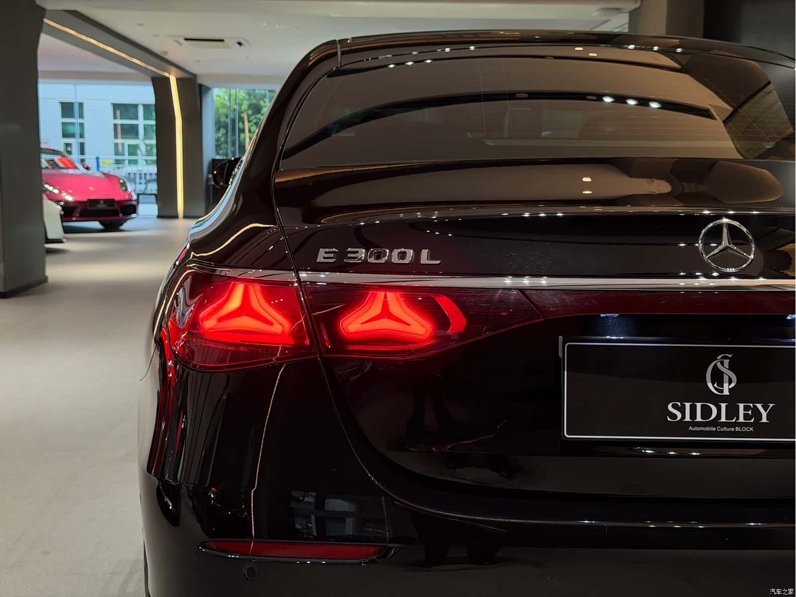 Mercedes-Benz E-Class, 2024 19