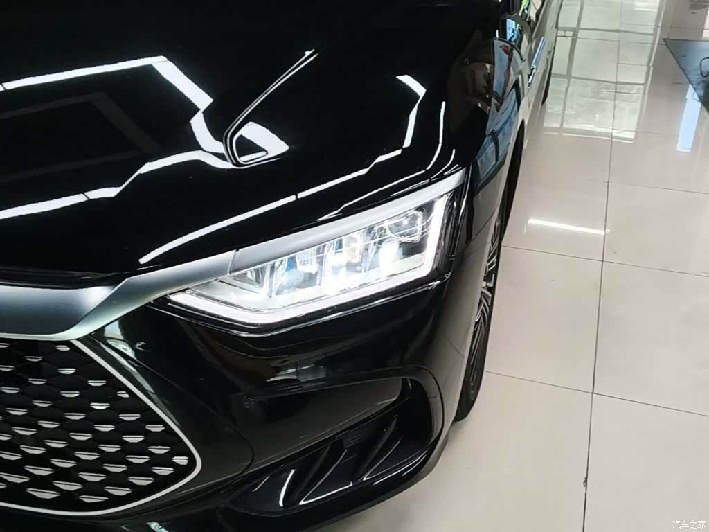BYD Han, 2022 24