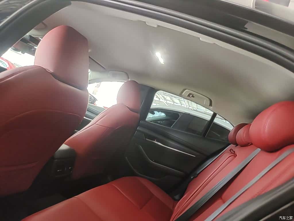 Mazda Mazda3, 2024 18