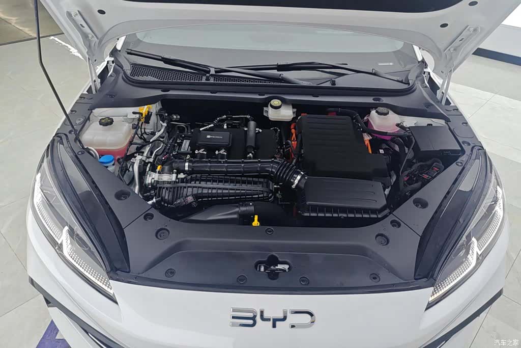 BYD Seal, 2025 10