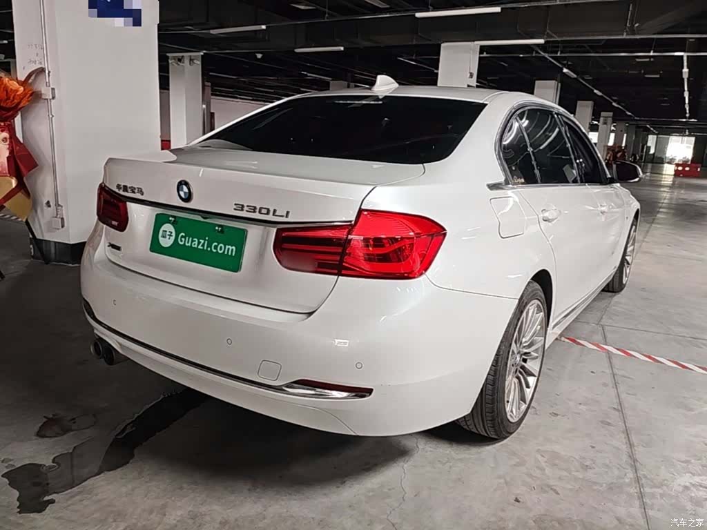 BMW 3 Series, 2018 все фото