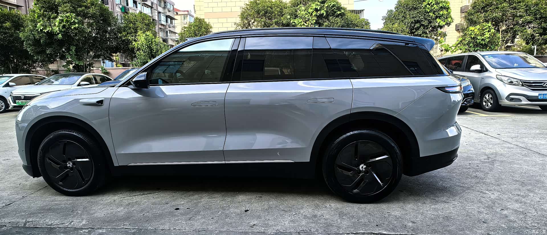 NIO ES8, 2023 10