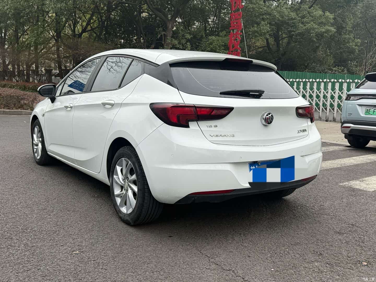 Buick Verano, 2018 4