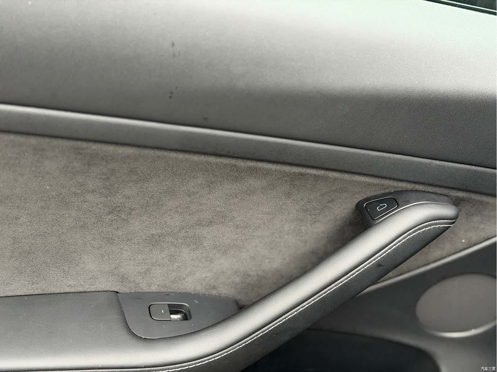 Tesla Model 3, 2023 10