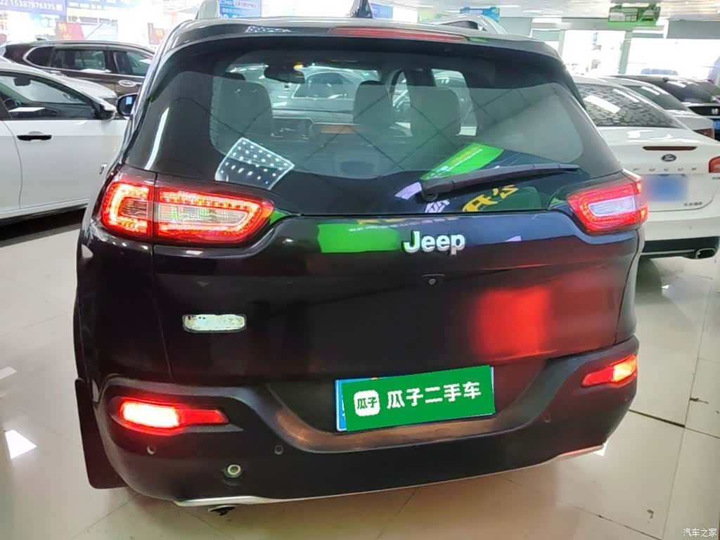 Jeep Cherokee, 2017 6
