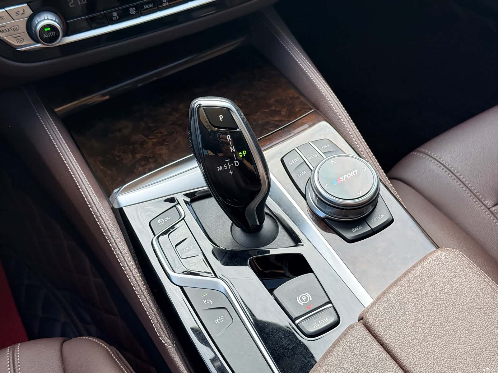 BMW 5 Series, 2019 15