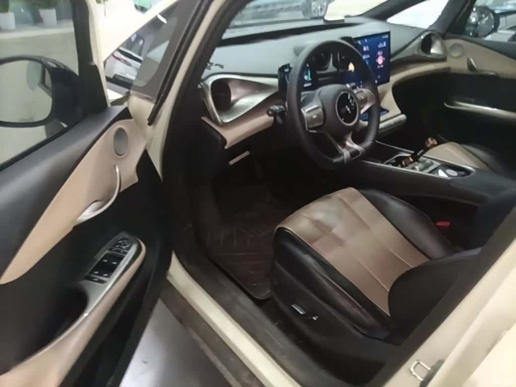 BYD Dolphin, 2025 16
