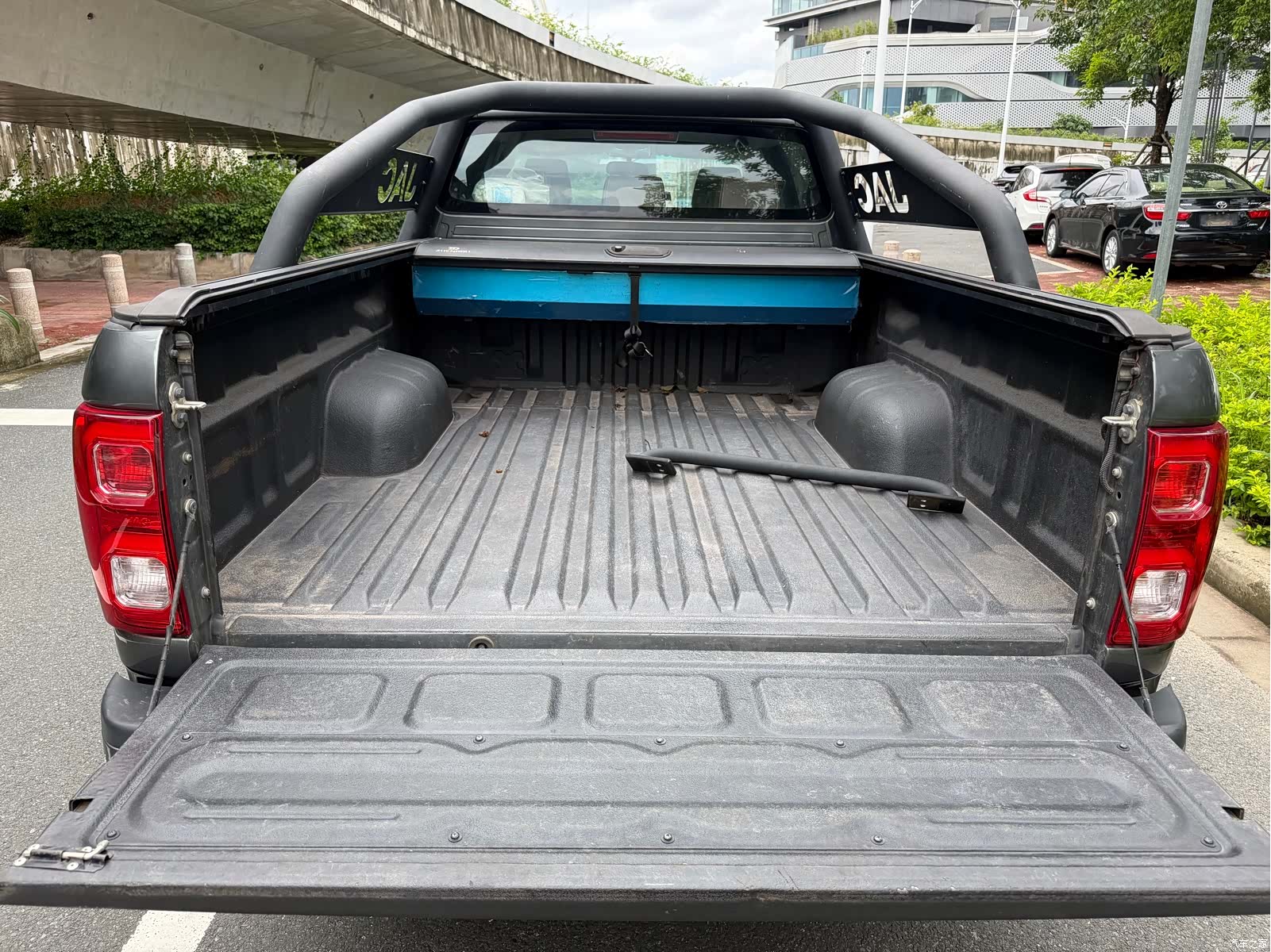 JAC T8, 2019 17