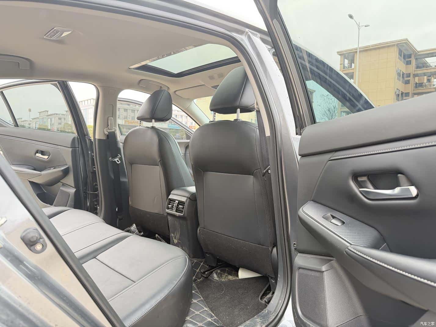 Nissan Sylphy, 2023 12