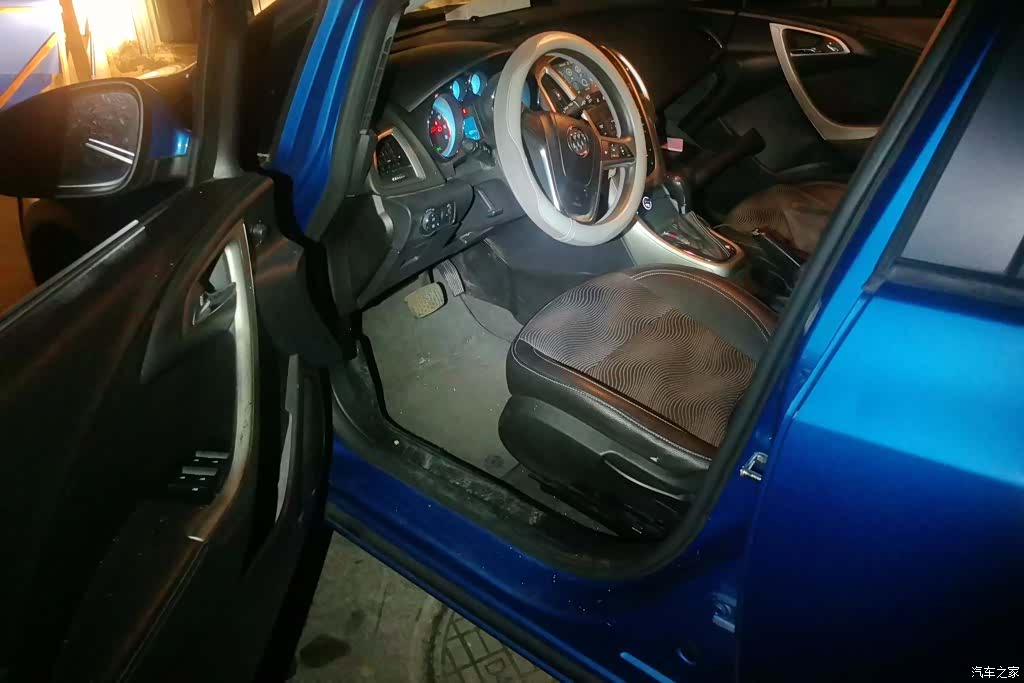 Buick XT, 2014 9