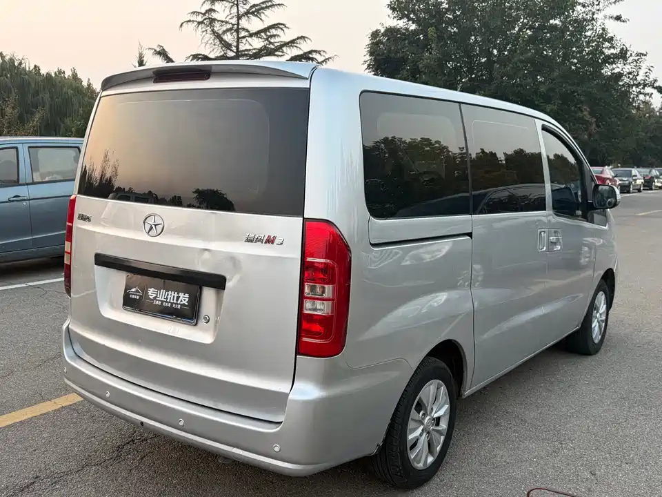 JAC Refine Ruifeng M3