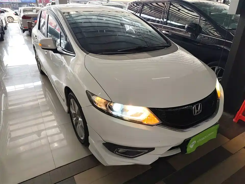 Honda Jade