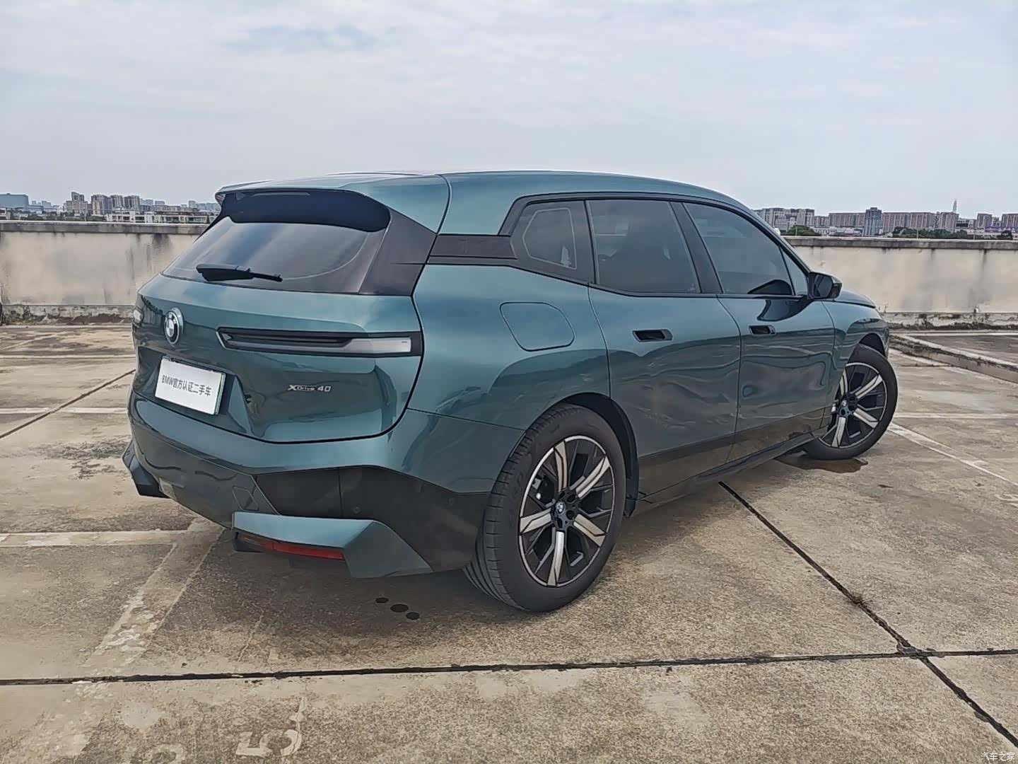 BMW iX, 2025 3